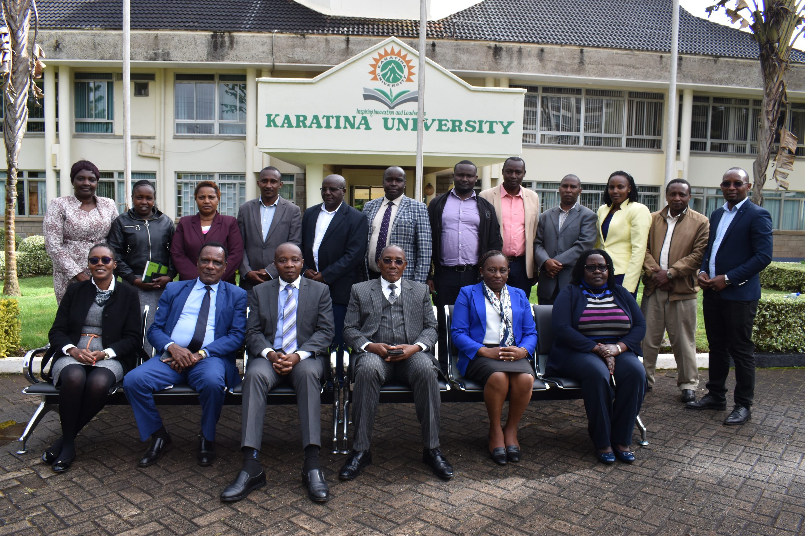 VICE CHANCELLOR ADDRESSES HEADS OF DEPARTMENTS